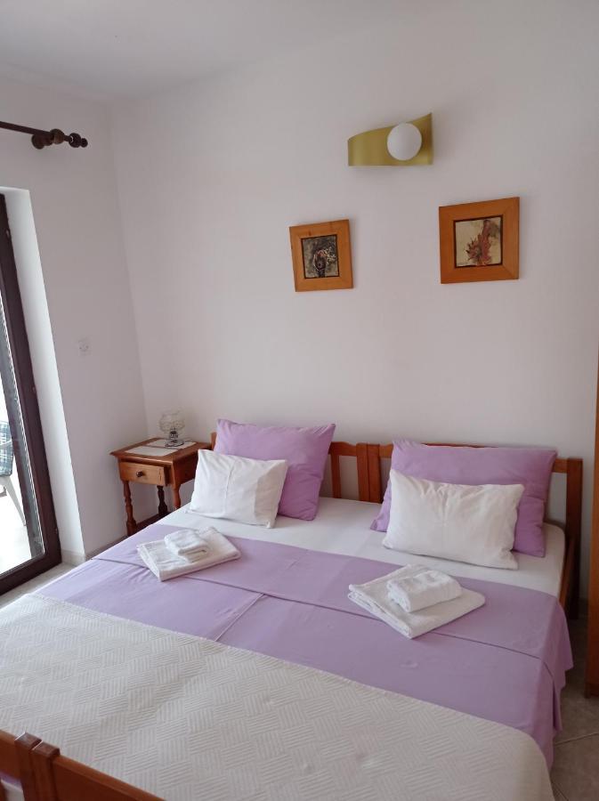 "Sunny" - Studio Apartment بولا المظهر الخارجي الصورة